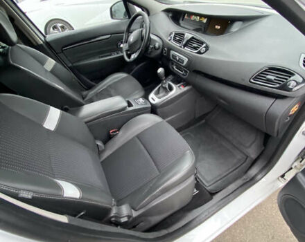 Белый Рено Гранд Сценик, объемом двигателя 1.5 л и пробегом 270 тыс. км за 8699 $, фото 13 на Automoto.ua