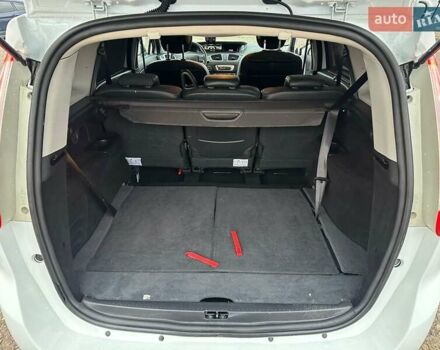 Белый Рено Гранд Сценик, объемом двигателя 1.5 л и пробегом 230 тыс. км за 11900 $, фото 12 на Automoto.ua