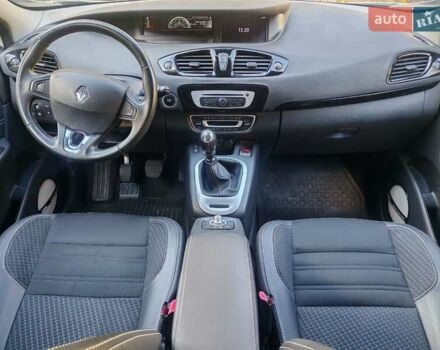 Білий Рено Гранд Сценік, об'ємом двигуна 1.6 л та пробігом 178 тис. км за 11200 $, фото 14 на Automoto.ua