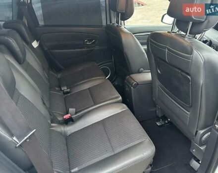 Белый Рено Гранд Сценик, объемом двигателя 1.5 л и пробегом 230 тыс. км за 11900 $, фото 15 на Automoto.ua