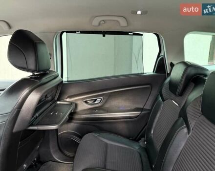 Белый Рено Гранд Сценик, объемом двигателя 1.6 л и пробегом 232 тыс. км за 14300 $, фото 59 на Automoto.ua