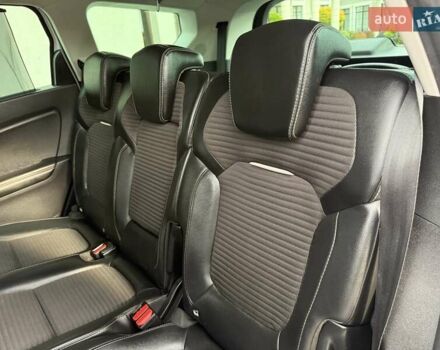 Белый Рено Гранд Сценик, объемом двигателя 1.6 л и пробегом 232 тыс. км за 14300 $, фото 61 на Automoto.ua