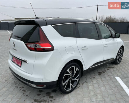 Белый Рено Гранд Сценик, объемом двигателя 1.6 л и пробегом 216 тыс. км за 16000 $, фото 16 на Automoto.ua