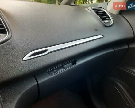 Белый Рено Гранд Сценик, объемом двигателя 1.5 л и пробегом 211 тыс. км за 14800 $, фото 67 на Automoto.ua