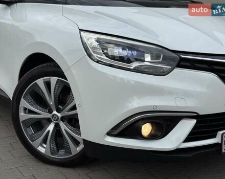 Белый Рено Гранд Сценик, объемом двигателя 1.6 л и пробегом 232 тыс. км за 14300 $, фото 19 на Automoto.ua