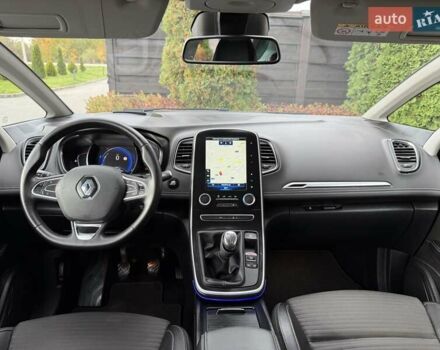 Белый Рено Гранд Сценик, объемом двигателя 1.6 л и пробегом 232 тыс. км за 14300 $, фото 46 на Automoto.ua