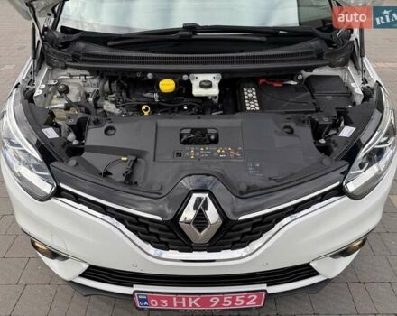 Белый Рено Гранд Сценик, объемом двигателя 1.6 л и пробегом 232 тыс. км за 14300 $, фото 22 на Automoto.ua