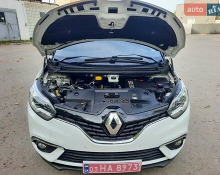 Белый Рено Гранд Сценик, объемом двигателя 1.5 л и пробегом 211 тыс. км за 14800 $, фото 124 на Automoto.ua