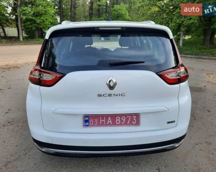 Белый Рено Гранд Сценик, объемом двигателя 1.5 л и пробегом 211 тыс. км за 14800 $, фото 16 на Automoto.ua
