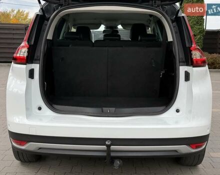 Белый Рено Гранд Сценик, объемом двигателя 1.6 л и пробегом 232 тыс. км за 14300 $, фото 67 на Automoto.ua