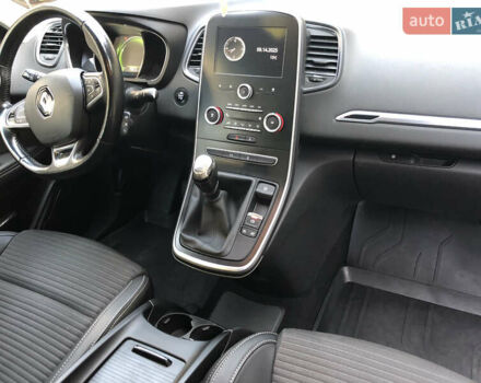 Білий Рено Гранд Сценік, об'ємом двигуна 1.6 л та пробігом 238 тис. км за 12700 $, фото 58 на Automoto.ua