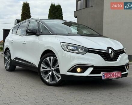 Белый Рено Гранд Сценик, объемом двигателя 1.6 л и пробегом 232 тыс. км за 14300 $, фото 17 на Automoto.ua