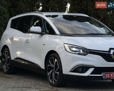 Белый Рено Гранд Сценик, объемом двигателя 1.6 л и пробегом 218 тыс. км за 15300 $, фото 10 на Automoto.ua