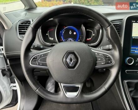 Белый Рено Гранд Сценик, объемом двигателя 1.6 л и пробегом 232 тыс. км за 14300 $, фото 34 на Automoto.ua