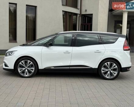 Белый Рено Гранд Сценик, объемом двигателя 1.6 л и пробегом 232 тыс. км за 14300 $, фото 5 на Automoto.ua