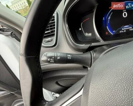 Белый Рено Гранд Сценик, объемом двигателя 1.6 л и пробегом 232 тыс. км за 14300 $, фото 37 на Automoto.ua