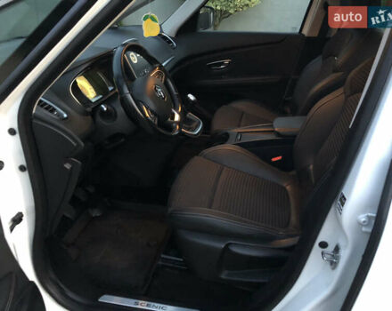 Білий Рено Гранд Сценік, об'ємом двигуна 1.6 л та пробігом 238 тис. км за 12700 $, фото 42 на Automoto.ua