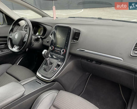 Белый Рено Гранд Сценик, объемом двигателя 1.6 л и пробегом 216 тыс. км за 16000 $, фото 26 на Automoto.ua