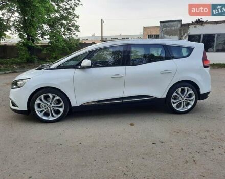 Белый Рено Гранд Сценик, объемом двигателя 1.5 л и пробегом 211 тыс. км за 14800 $, фото 9 на Automoto.ua