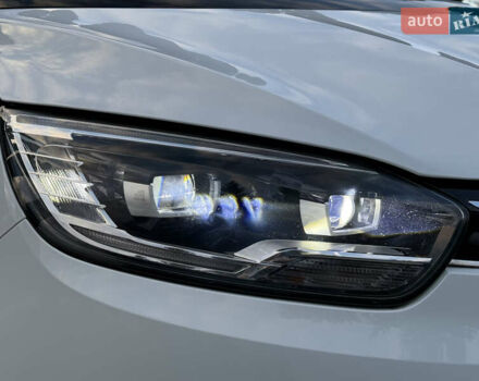 Белый Рено Гранд Сценик, объемом двигателя 1.6 л и пробегом 218 тыс. км за 15300 $, фото 15 на Automoto.ua