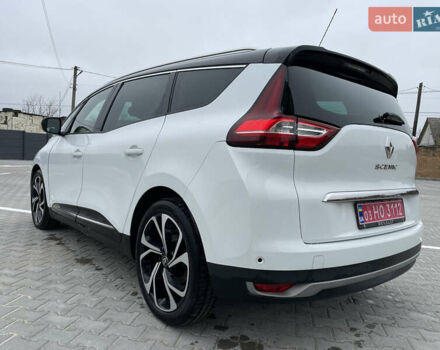 Белый Рено Гранд Сценик, объемом двигателя 1.6 л и пробегом 216 тыс. км за 16000 $, фото 11 на Automoto.ua