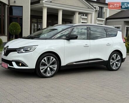 Белый Рено Гранд Сценик, объемом двигателя 1.6 л и пробегом 232 тыс. км за 14300 $, фото 4 на Automoto.ua
