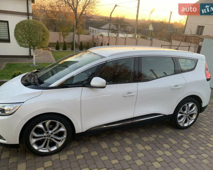 Белый Рено Гранд Сценик, объемом двигателя 1.5 л и пробегом 171 тыс. км за 15200 $, фото 7 на Automoto.ua