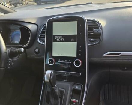 Белый Рено Гранд Сценик, объемом двигателя 1.46 л и пробегом 260 тыс. км за 13500 $, фото 6 на Automoto.ua