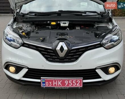 Белый Рено Гранд Сценик, объемом двигателя 1.6 л и пробегом 232 тыс. км за 14300 $, фото 21 на Automoto.ua