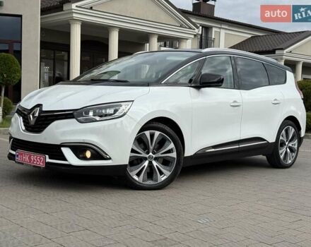 Белый Рено Гранд Сценик, объемом двигателя 1.6 л и пробегом 232 тыс. км за 14300 $, фото 2 на Automoto.ua