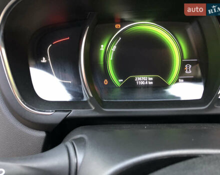 Білий Рено Гранд Сценік, об'ємом двигуна 1.6 л та пробігом 238 тис. км за 12700 $, фото 52 на Automoto.ua