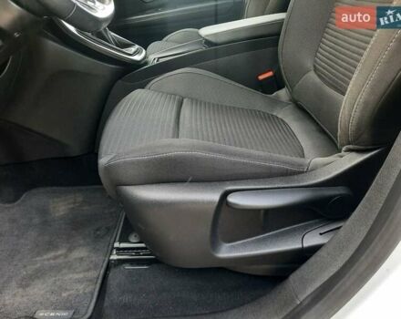 Белый Рено Гранд Сценик, объемом двигателя 1.5 л и пробегом 211 тыс. км за 14800 $, фото 44 на Automoto.ua