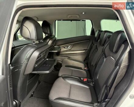 Белый Рено Гранд Сценик, объемом двигателя 1.6 л и пробегом 232 тыс. км за 14300 $, фото 58 на Automoto.ua