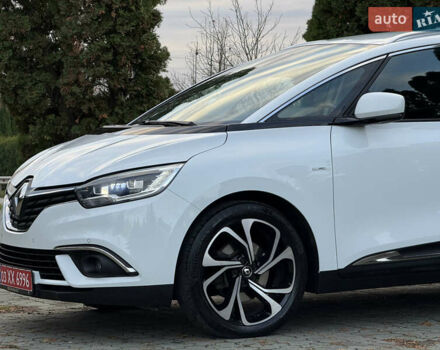 Белый Рено Гранд Сценик, объемом двигателя 1.6 л и пробегом 218 тыс. км за 15300 $, фото 7 на Automoto.ua