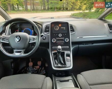 Белый Рено Гранд Сценик, объемом двигателя 1.5 л и пробегом 211 тыс. км за 14800 $, фото 71 на Automoto.ua