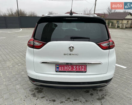 Белый Рено Гранд Сценик, объемом двигателя 1.6 л и пробегом 216 тыс. км за 16000 $, фото 13 на Automoto.ua