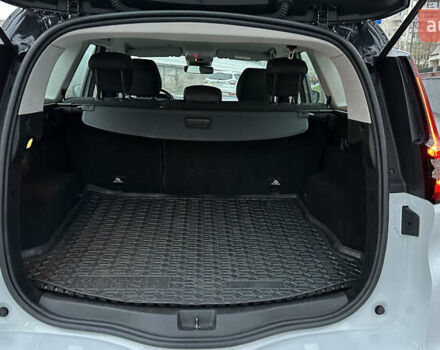 Белый Рено Гранд Сценик, объемом двигателя 1.46 л и пробегом 221 тыс. км за 16500 $, фото 6 на Automoto.ua