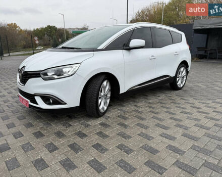 Белый Рено Гранд Сценик, объемом двигателя 1.5 л и пробегом 210 тыс. км за 16400 $, фото 8 на Automoto.ua