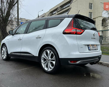 Белый Рено Гранд Сценик, объемом двигателя 1.46 л и пробегом 221 тыс. км за 16500 $, фото 13 на Automoto.ua