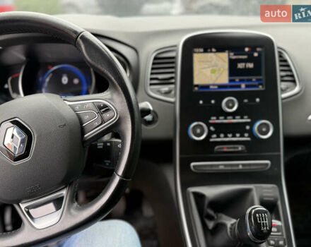 Белый Рено Гранд Сценик, объемом двигателя 1.5 л и пробегом 210 тыс. км за 16400 $, фото 10 на Automoto.ua