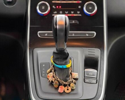 Белый Рено Гранд Сценик, объемом двигателя 1.7 л и пробегом 230 тыс. км за 16800 $, фото 14 на Automoto.ua