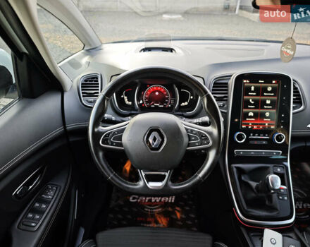 Белый Рено Гранд Сценик, объемом двигателя 1.7 л и пробегом 170 тыс. км за 17999 $, фото 27 на Automoto.ua