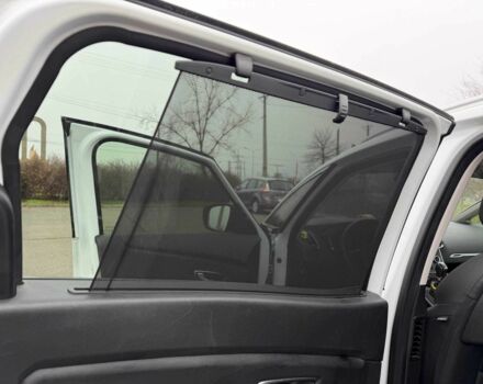 Белый Рено Гранд Сценик, объемом двигателя 1.7 л и пробегом 230 тыс. км за 16800 $, фото 12 на Automoto.ua