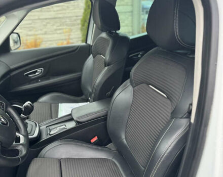 Белый Рено Гранд Сценик, объемом двигателя 0 л и пробегом 159 тыс. км за 15800 $, фото 5 на Automoto.ua