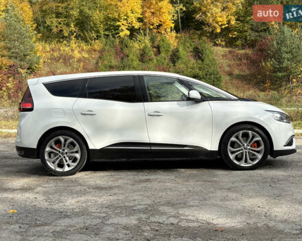 Белый Рено Гранд Сценик, объемом двигателя 1.7 л и пробегом 199 тыс. км за 15600 $, фото 22 на Automoto.ua