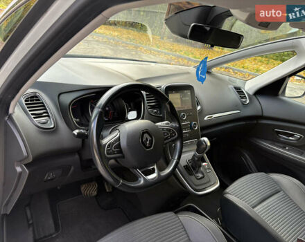 Белый Рено Гранд Сценик, объемом двигателя 1.7 л и пробегом 199 тыс. км за 15600 $, фото 25 на Automoto.ua