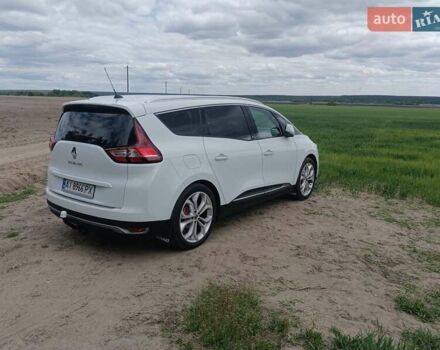 Белый Рено Гранд Сценик, объемом двигателя 1.75 л и пробегом 160 тыс. км за 17000 $, фото 1 на Automoto.ua