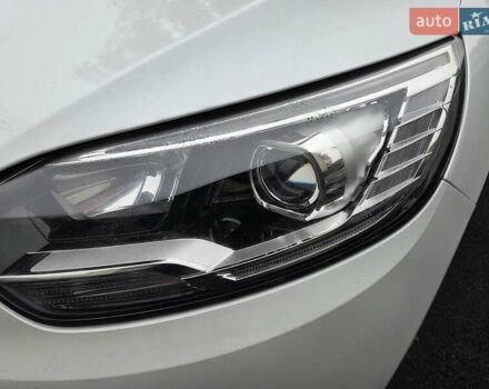 Білий Рено Гранд Сценік, об'ємом двигуна 0 л та пробігом 192 тис. км за 16500 $, фото 4 на Automoto.ua