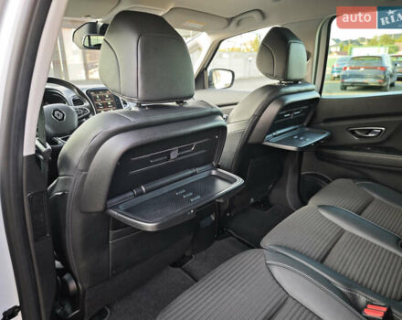 Белый Рено Гранд Сценик, объемом двигателя 1.7 л и пробегом 170 тыс. км за 17999 $, фото 46 на Automoto.ua