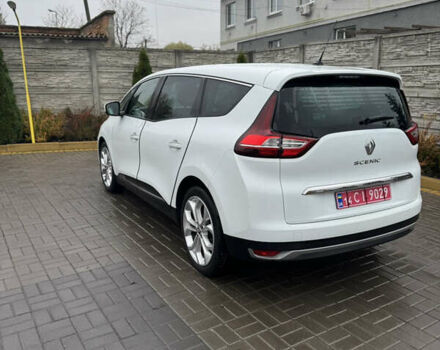 Белый Рено Гранд Сценик, объемом двигателя 0 л и пробегом 159 тыс. км за 15800 $, фото 3 на Automoto.ua
